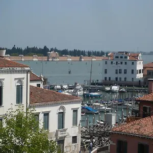 Mori 1 Con Bella Vista Nuovo , Venezia Italia